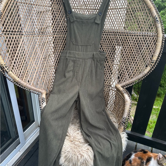 Cider Olive Green Wide-Leg Jumpsuit - Picture 10 of 11